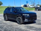 Used 2023 Jeep Cherokee Altitude Lux image 2
