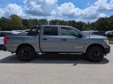 Used 2018 Nissan Titan S image 3