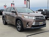 Used 2018 Toyota Highlander Plus image 3