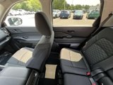 Used 2025 Nissan Pathfinder SV image 3