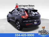 Used 2024 Volvo XC40 B5 Core image 3