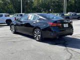 Used 2022 Nissan Altima 2.5 SV w/ SV Premium Package image 3