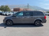 Used 2017 Dodge Grand Caravan GT image 2