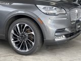 Used 2023 Lincoln Aviator Reserve w/ Equipment Group 201A image 5
