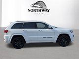 Used 2020 Jeep Grand Cherokee Altitude image 3