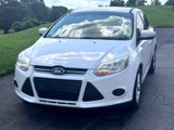 Used 2014 Ford Focus SE w/ SE Winter Package image 4