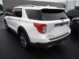 Used 2020 Ford Explorer Platinum w/ Premium Technology Package image 3