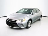 Used 2016 Toyota Camry LE image 3
