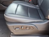 Used 2023 GMC Yukon XL SLT image 6