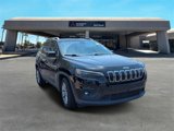 Used 2019 Jeep Cherokee Latitude Plus w/ Comfort/Convenience Group image 4
