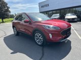 Used 2020 Ford Escape Titanium w/ Titanium Premium Package 2.0 image 3
