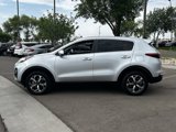 Used 2022 Kia Sportage LX image 3