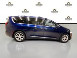 Used 2017 Chrysler Pacifica Limited w/ Advanced Safetytec Group image 4