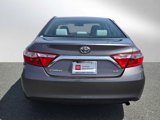 Used 2017 Toyota Camry LE image 4