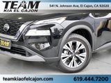 Used 2021 Nissan Rogue SV image 3
