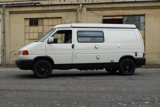 Used 2000 Volkswagen Eurovan Camper image 4
