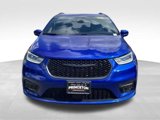 Used 2021 Chrysler Pacifica Touring-L w/ S Appearance Package image 2