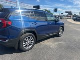 Used 2022 GMC Terrain SLT w/ Infotainment Package II image 3