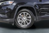 Used 2021 Jeep Cherokee Latitude Lux w/ Comfort/Convenience Group image 4