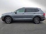 Used 2021 Volkswagen Tiguan SE w/ Panoramic Sunroof Package image 2