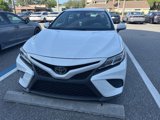 Used 2019 Toyota Camry SE image 2