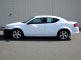 Used 2014 Dodge Avenger SE image 4