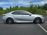 Used 2022 Toyota Camry SE image 3