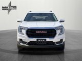 Used 2023 GMC Terrain SLE w/ Driver Convenience Package image 3