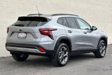 Used 2025 Chevrolet Trax LT w/ Driver Confidence Package image 4