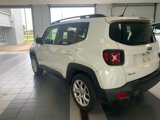 Used 2017 Jeep Renegade Latitude image 3