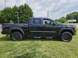 Used 2025 Nissan Frontier PRO-4X w/ Pro Convenience Package image 6