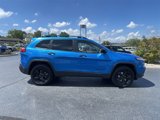 Used 2017 Jeep Cherokee Sport w/ Cold Weather Group image 4