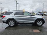 Certified 2023 Ford Explorer XLT w/ Equipment Group 202A image 5