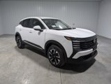 New 2025 Nissan Kicks SV image 4