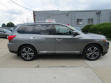 Used 2018 Nissan Pathfinder Platinum image 3