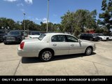 Used 2006 Lincoln Town Car Signature Limited image 4