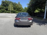 Used 2020 Toyota Camry SE image 4