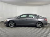 Used 2017 Toyota Camry XLE image 2
