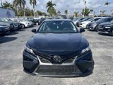Used 2022 Toyota Camry SE image 3