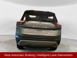 Used 2023 Nissan Rogue SV image 4