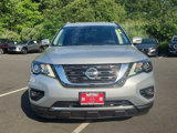 Used 2019 Nissan Pathfinder S image 2