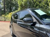 Used 2023 Kia Soul LX image 3