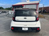 Used 2017 Kia Soul w/ Convenience Package image 5
