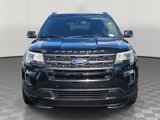 Used 2019 Ford Explorer XLT w/ Equipment Group 202A image 2