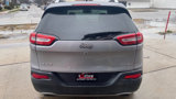 Used 2015 Jeep Cherokee Limited image 5