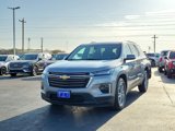 Used 2023 Chevrolet Traverse LT image 2