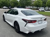 Used 2022 Toyota Camry SE image 4