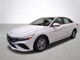 New 2025 Hyundai Elantra SE image 2