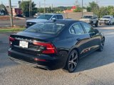 Used 2021 Volvo S60 T6 Inscription image 5