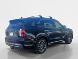 Used 2023 Hyundai Palisade Calligraphy image 3